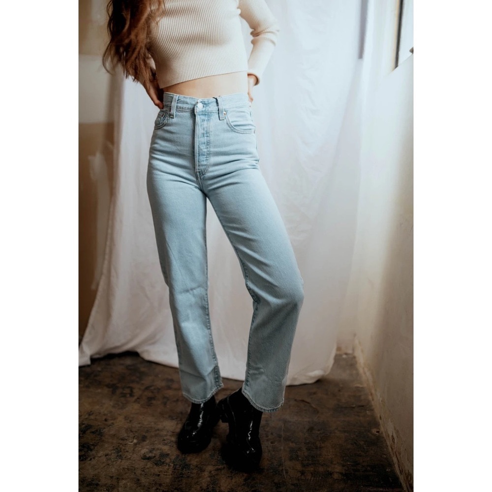 LEVI’S Ribcage Straight Ankle Jean Bernal Love